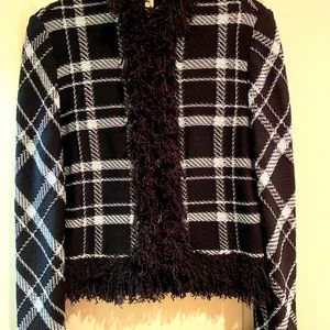 St John’s Collection beautiful fringe jacket size 6. Black with baby blue.